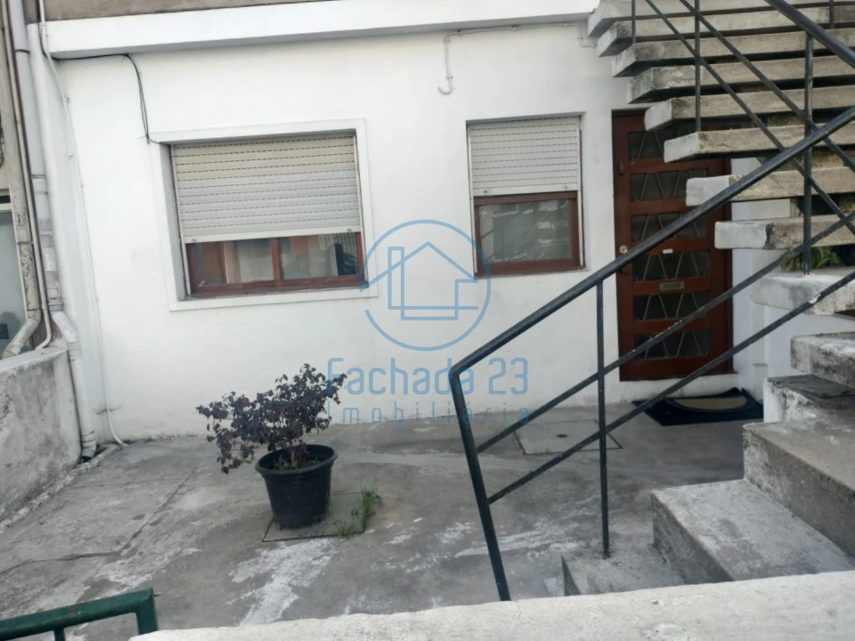 Apartamento T2 para Venda em Oliveira do Douro Foto 6