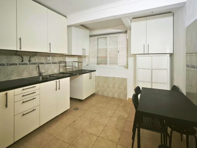 Apartamento T1 para Venda em Benfica Foto 9