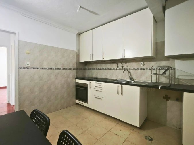 Apartamento T1 para Venda em Benfica Foto 11
