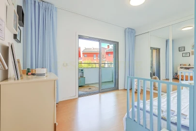 Moradia T4 para Venda em Santa Iria de Azoia, São João da Talha e Bobadela