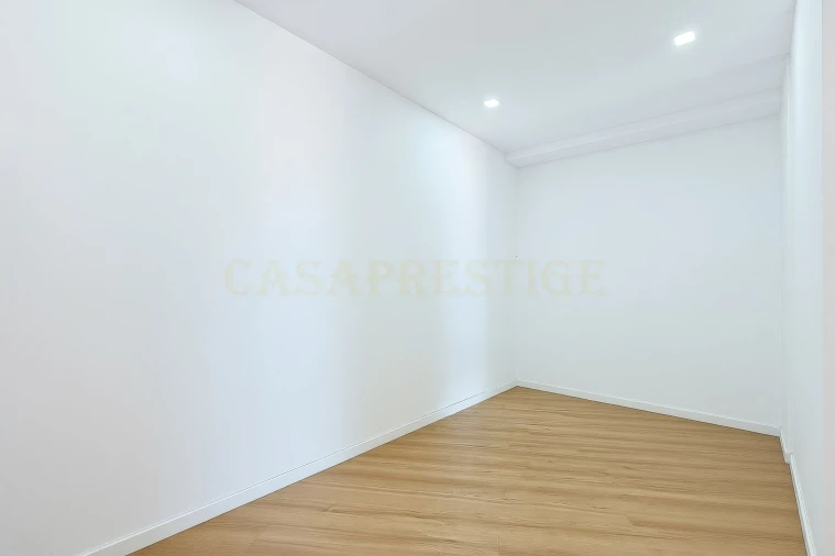 Moradia T4 para Venda em Santa Iria de Azoia, São João da Talha e Bobadela Foto 52