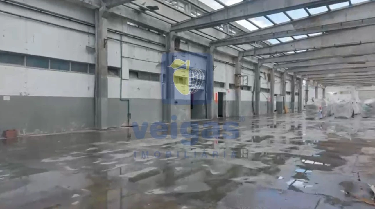 Armazém para Venda em Marinha Grande Foto 4