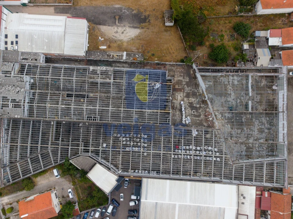 Armazém para Venda em Marinha Grande Foto 12
