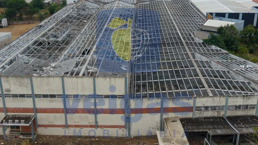Armazém para Venda em Marinha Grande