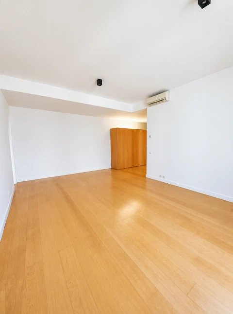 Apartamento T1 para Venda em Santa Maria Maior