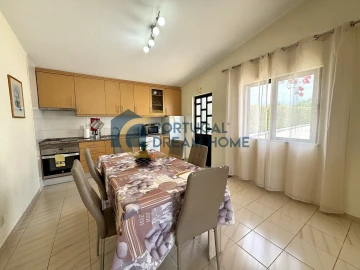 Moradia T5 para Venda em Ferreiras