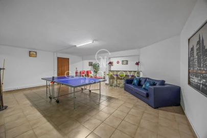 Moradia T4 para Venda em Albufeira e Olhos de Água