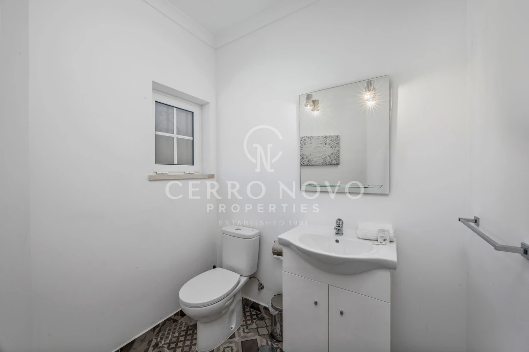 Moradia T4 para Venda em Albufeira e Olhos de Água Foto 21