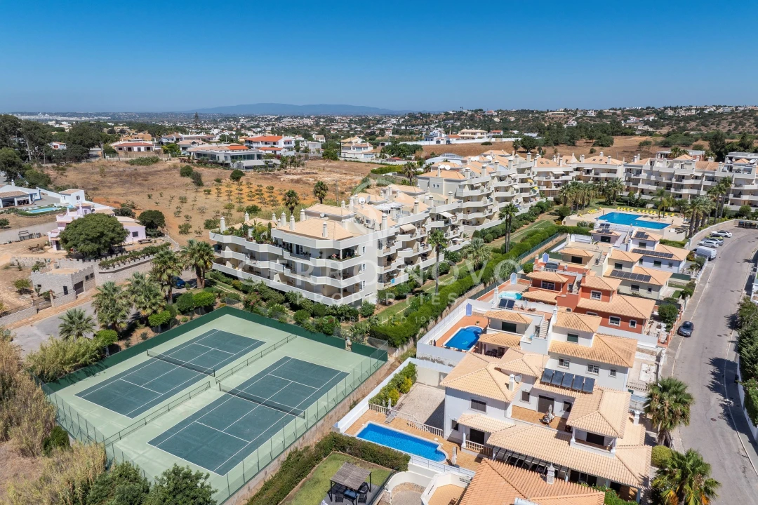 Apartamento T3 para Venda em Albufeira e Olhos de Água Foto 39
