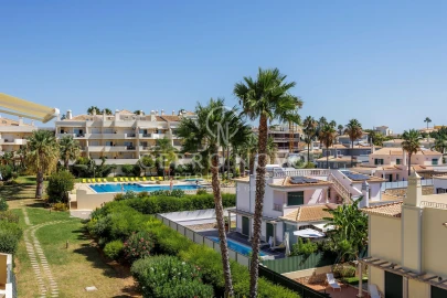 Apartamento T3 para Venda em Albufeira e Olhos de Água