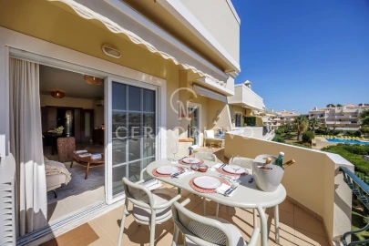 Apartamento T3 para Venda em Albufeira e Olhos de Água