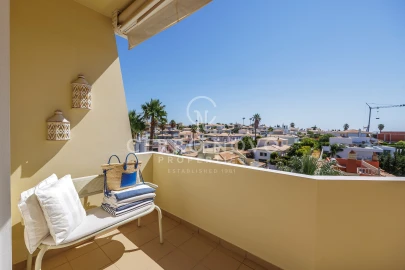 Apartamento T3 para Venda em Albufeira e Olhos de Água