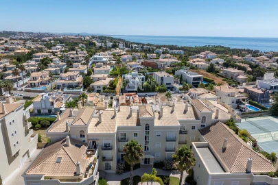 Apartamento T3 para Venda em Albufeira e Olhos de Água
