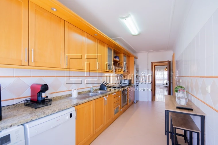 Apartamento T3 para Venda em Vila Franca de Xira Foto 30