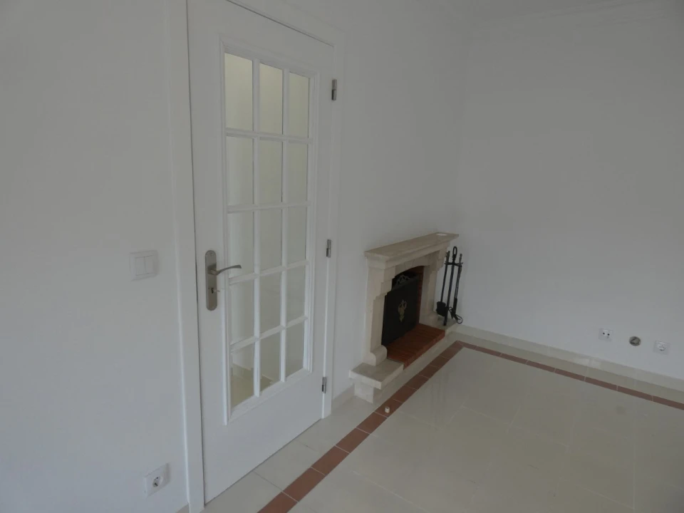Apartamento T3 para Venda em Caparica e Trafaria Foto 8