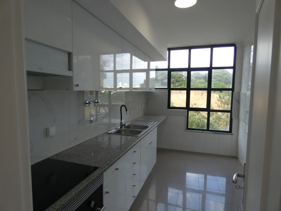 Apartamento T3 para Venda em Caparica e Trafaria Foto 10