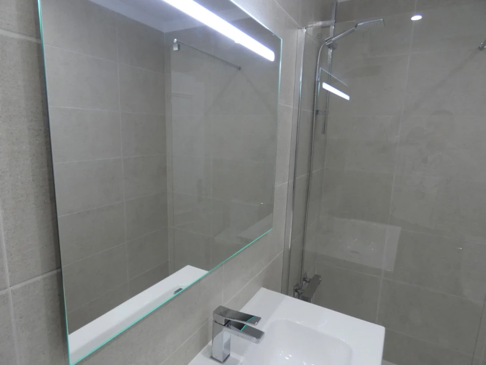 Apartamento T3 para Venda em Caparica e Trafaria Foto 16
