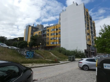 Apartamento T3 para Venda em Caparica e Trafaria