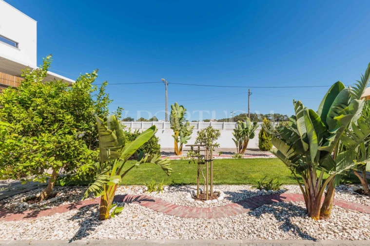 Moradia T4 para Venda em Mafra Foto 4