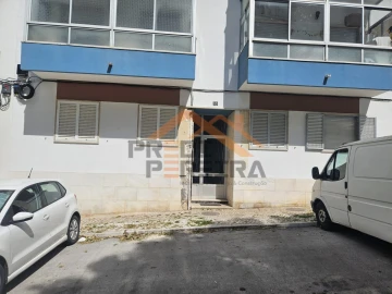 Apartamento T2 para Venda em Póvoa de Santa Iria e Forte da Casa