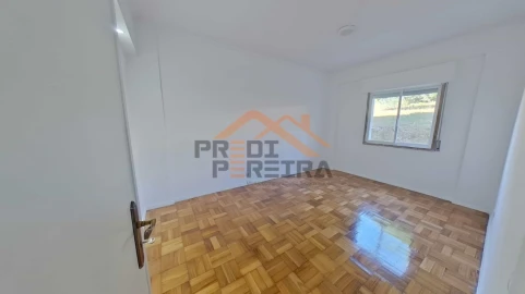 Apartamento T2 para Venda em Póvoa de Santa Iria e Forte da Casa