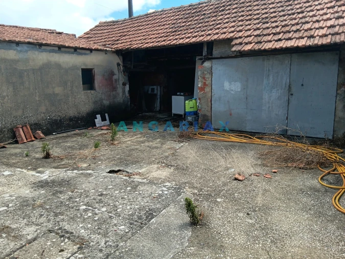 Moradia T2 para Venda em Calvaria de Cima Foto 10