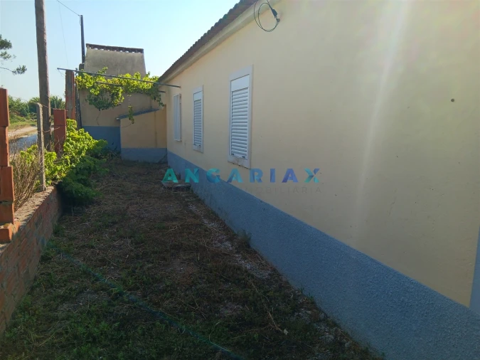 Moradia T2 para Venda em Calvaria de Cima Foto 17