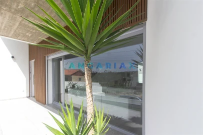 Moradia T4 para Venda em Milagres