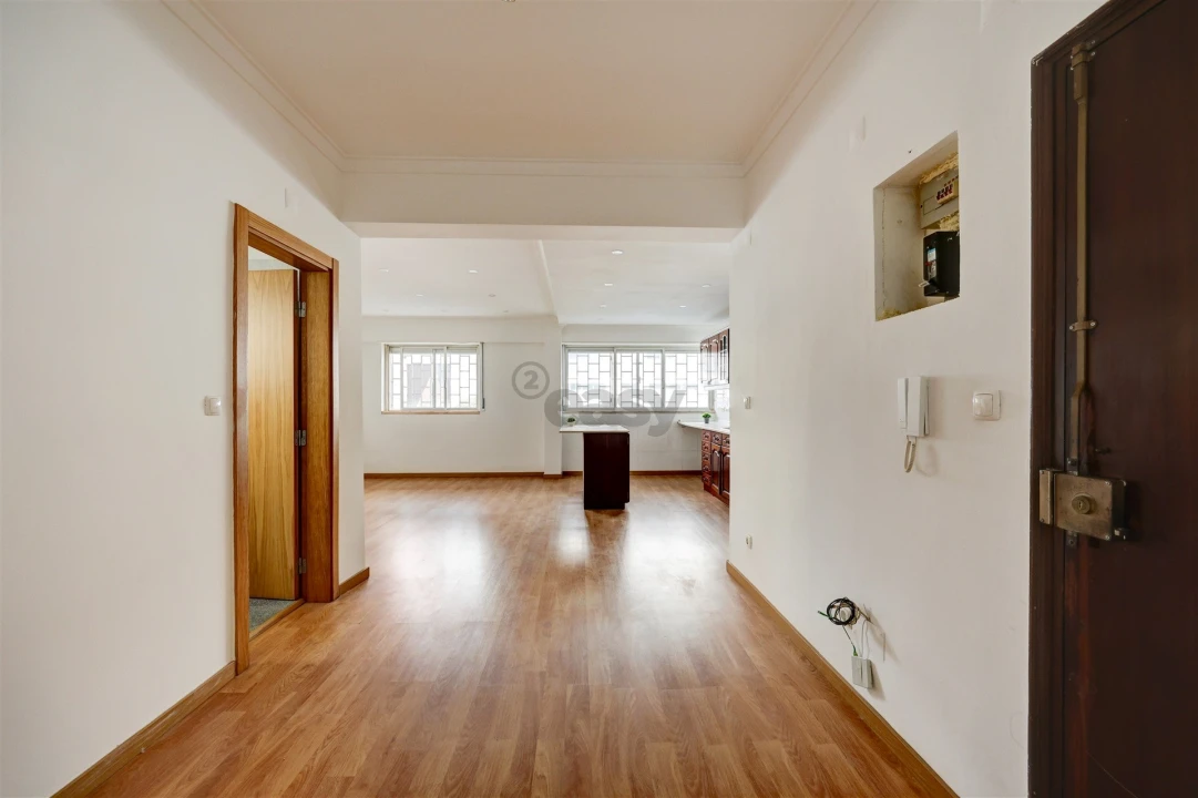 Apartamento T2 para Venda em Cacém e São Marcos Foto 4