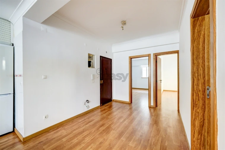 Apartamento T2 para Venda em Cacém e São Marcos Foto 14