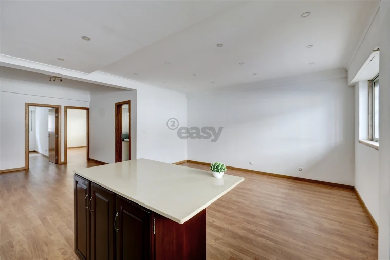 Apartamento T2 para Venda em Cacém e São Marcos Foto 13