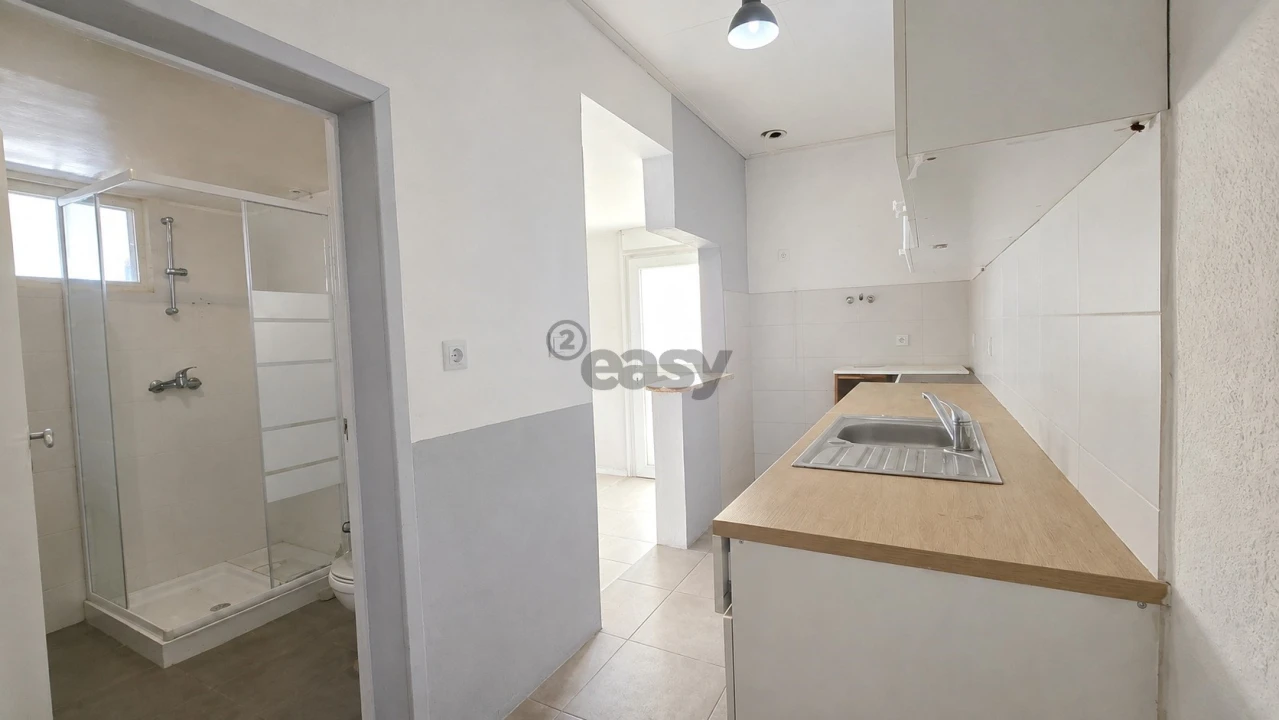 Moradia T1 para Venda em Loures Foto 5