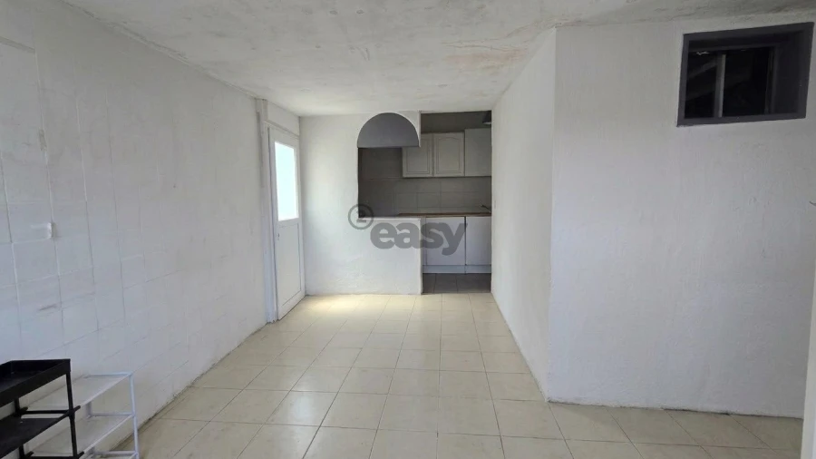 Moradia T1 para Venda em Loures