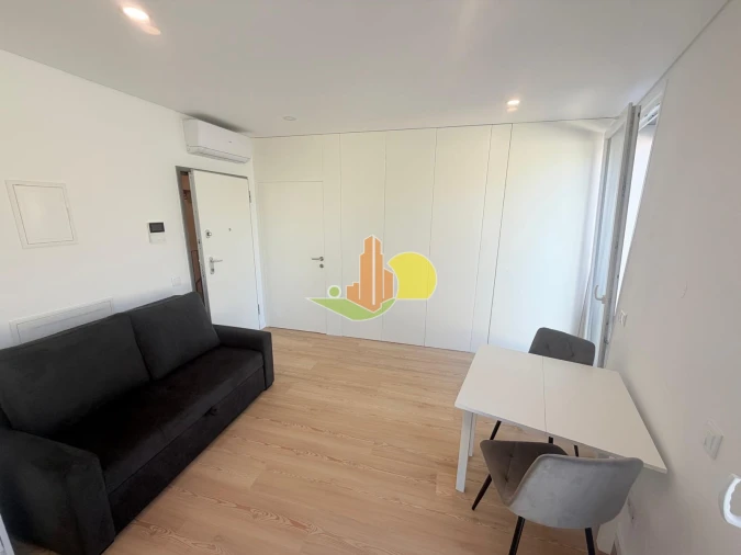 Apartamento T1 para Arrendamento em Buarcos Foto 6