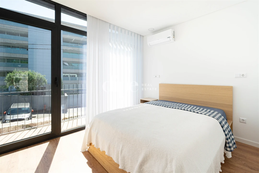 Apartamento T1 para Arrendamento em Azurem Foto 8