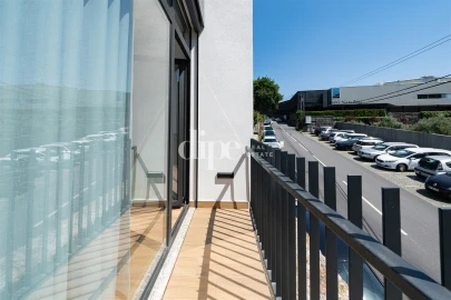 Apartamento T1 para Arrendamento em Azurem
