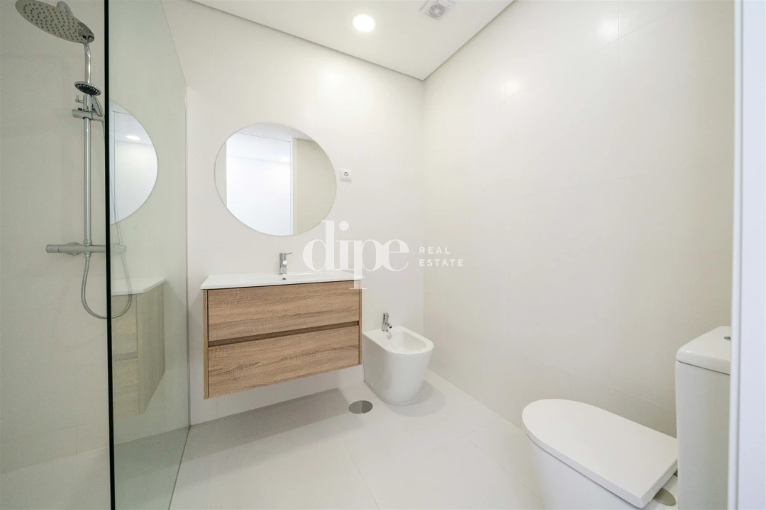 Apartamento T1 para Arrendamento em Azurem Foto 13