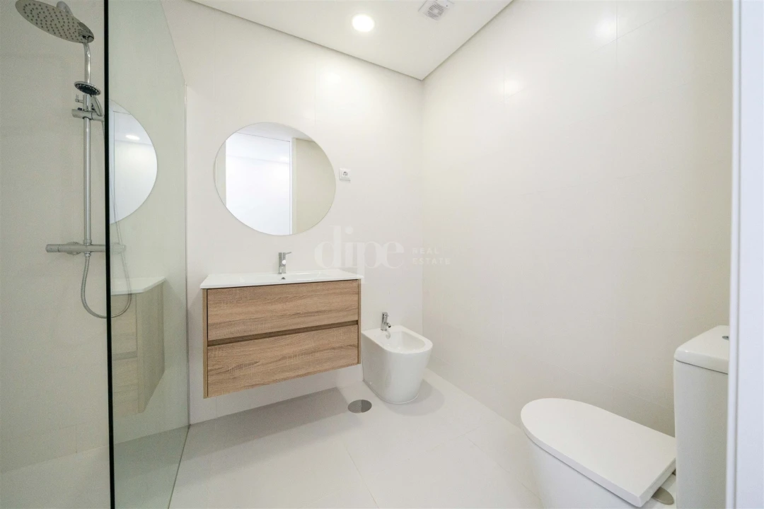 Apartamento T1 para Arrendamento em Azurem Foto 10