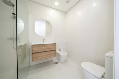 Apartamento T1 para Arrendamento em Azurem