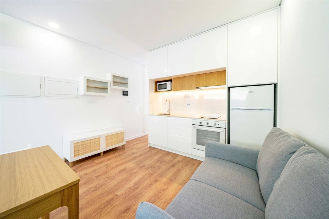 Apartamento T1 para Arrendamento em Azurem Foto 4