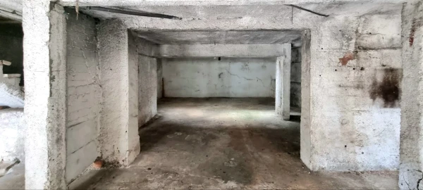 Moradia T10 para Venda em Santo Antonio dos Olivais