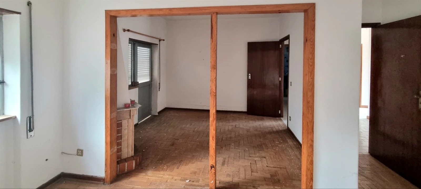Moradia T10 para Venda em Santo Antonio dos Olivais Foto 31