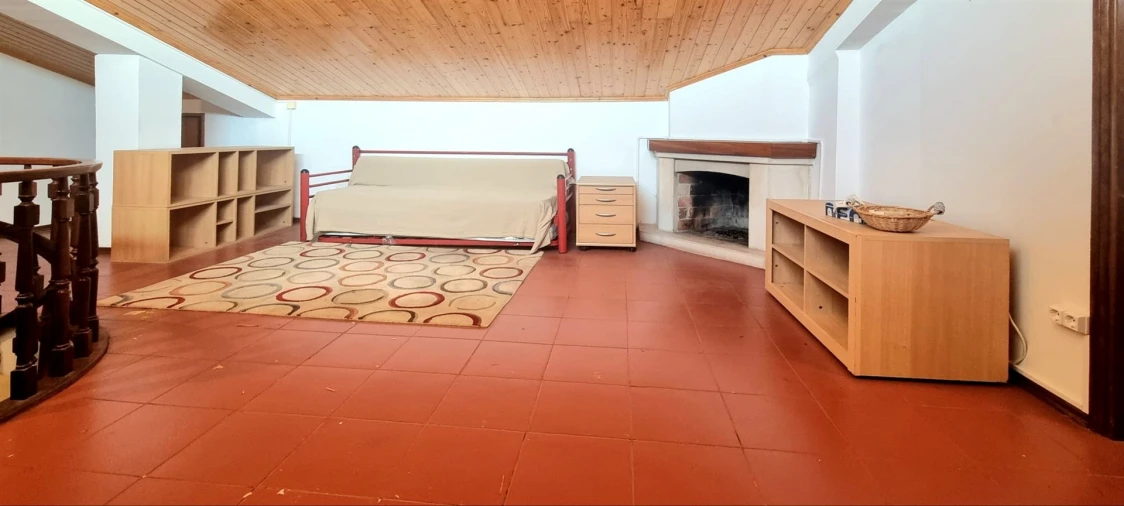 Apartamento T4 para Venda em Santo Antonio dos Olivais Foto 31
