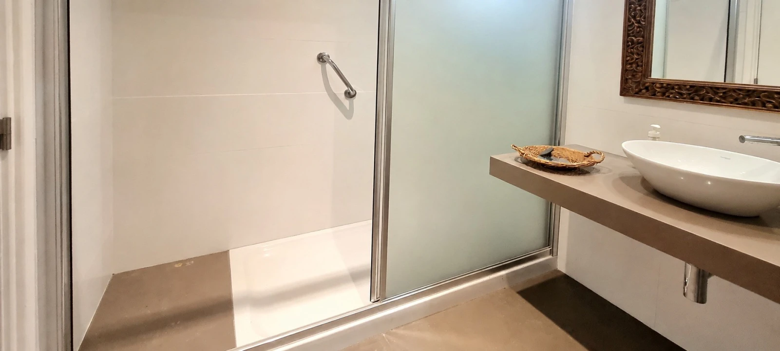 Apartamento T4 para Venda em Santo Antonio dos Olivais Foto 25