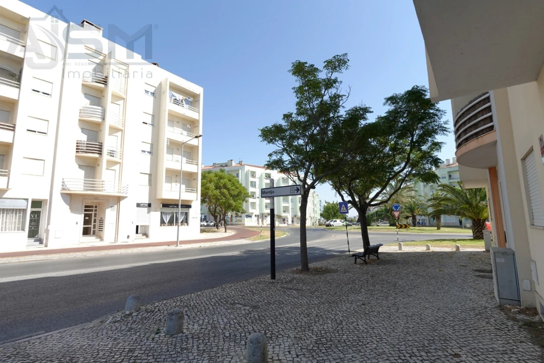 Apartamento T2 para Arrendamento em Montijo e Afonsoeiro Foto 35