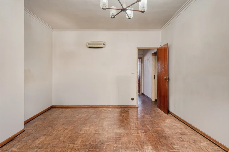 Apartamento T2 para Venda em Barcarena Foto 13