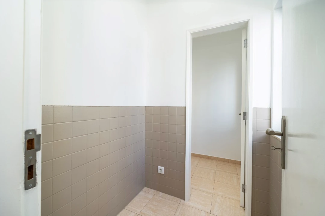 Apartamento T2 para Venda em Portimão Foto 5
