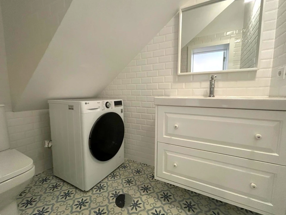 Apartamento T2 para Arrendamento em Aldoar, Foz do Douro e Nevogilde Foto 4