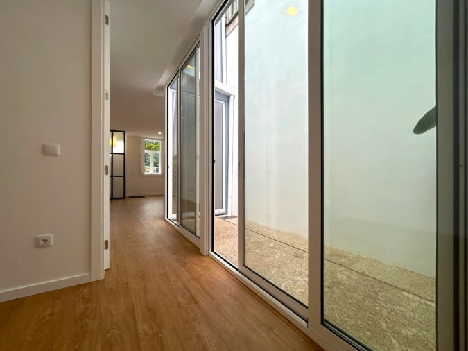 Apartamento T2 para Arrendamento em Aldoar, Foz do Douro e Nevogilde Foto 11