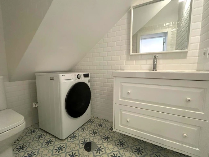 Apartamento T2 para Arrendamento em Aldoar, Foz do Douro e Nevogilde Foto 4